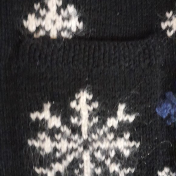Vintage SnowFlake Zipper Up Wool Sweater - Picture 7 of 9